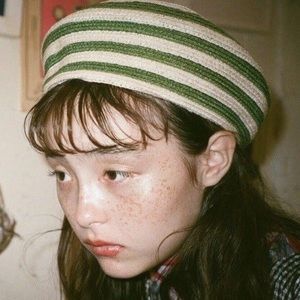 gucci beret green swirl